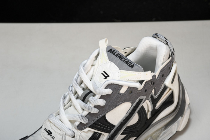 BLCG RUNNER   0902