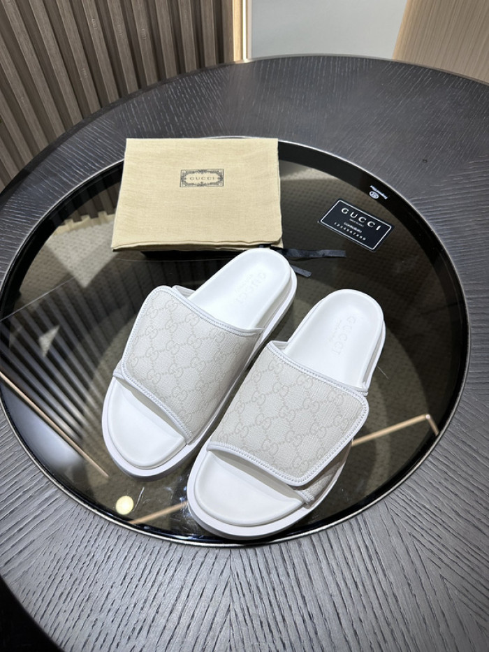 Gv*c slippers