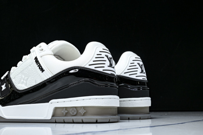 LV SNEAKER TRAINER FOR-LV389