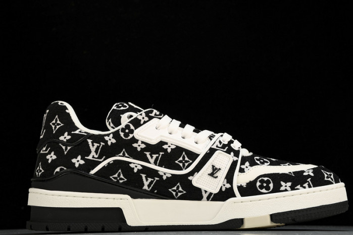 LV SNEAKER LOW  103004