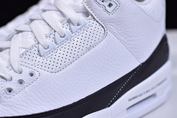 Air Jordan 3 fragment DA3595-100