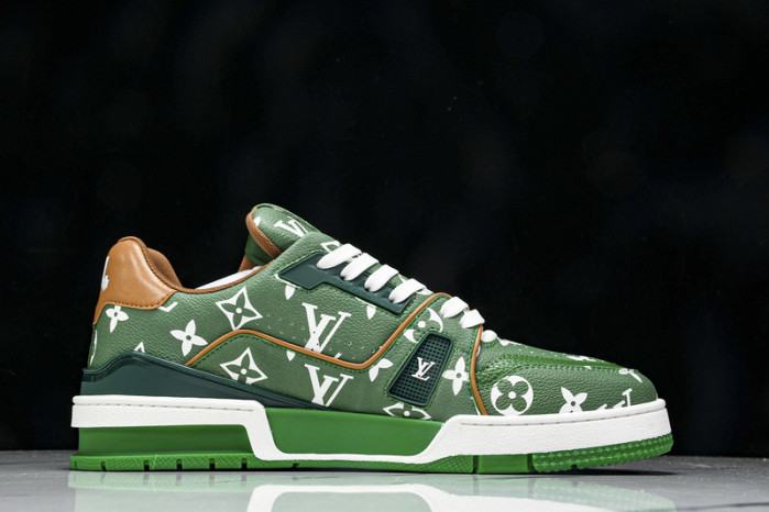 LV SNEAKER LOW FOR-LV230