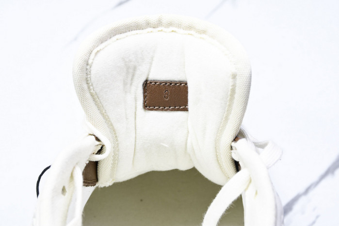 Gv*c sneaker