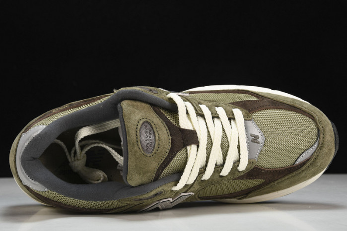 new Ba1an*e yeeshoes m2002rhn