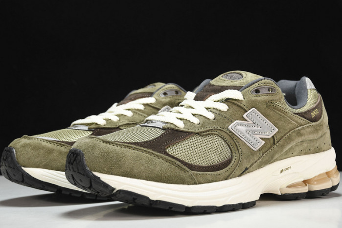 new Ba1an*e yeeshoes m2002rhn