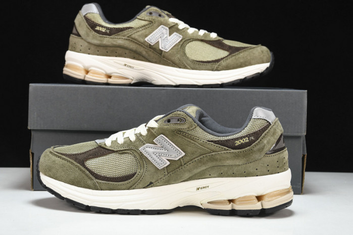 new Ba1an*e yeeshoes m2002rhn
