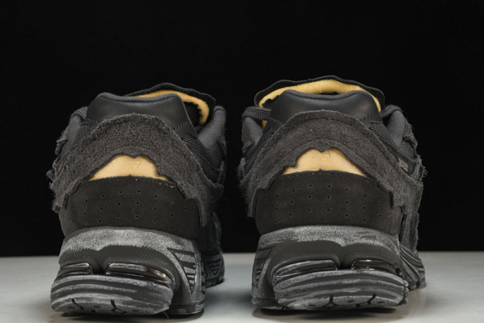 new Ba1an*e yeeshoes m2002rdb