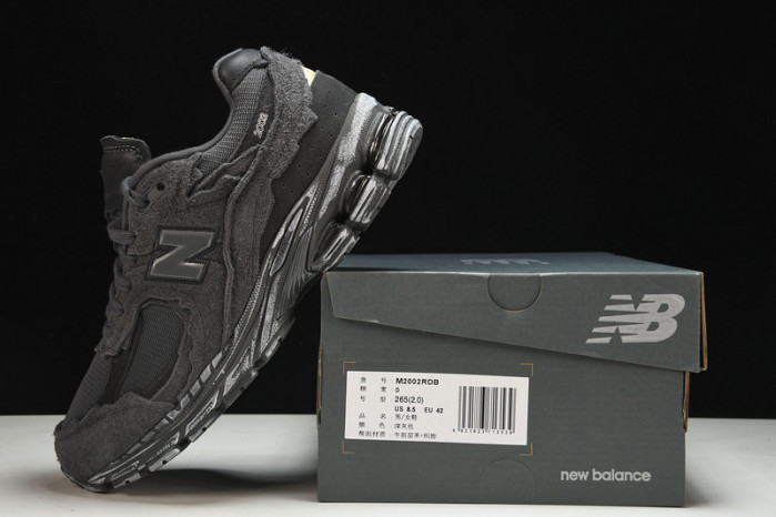 new Ba1an*e yeeshoes m2002rdb