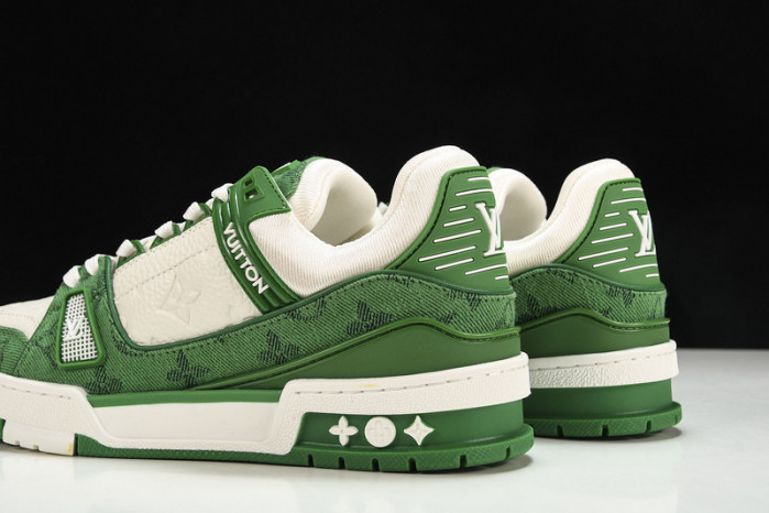 LV SNEAKER LOW YEE-003