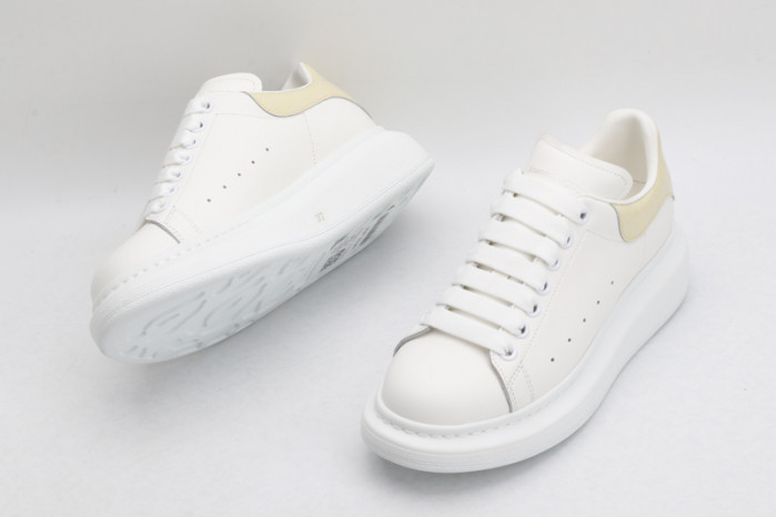 MQ Sneakers