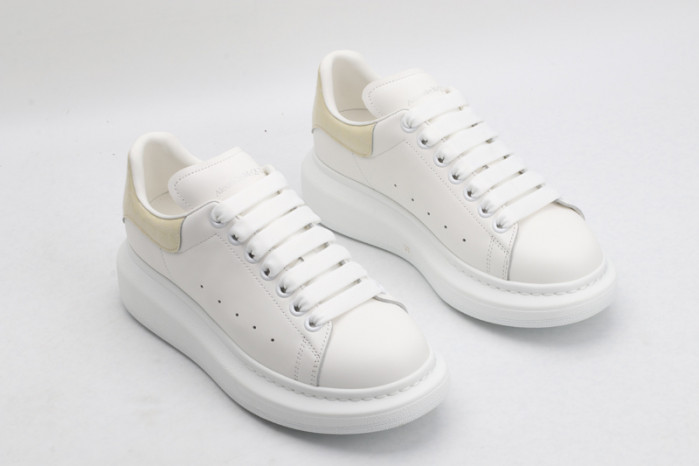 MQ Sneakers