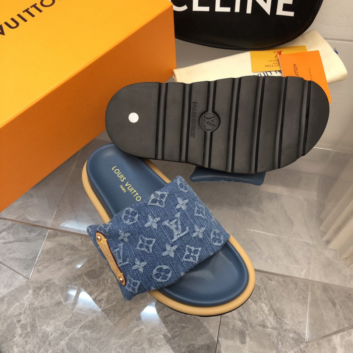 LV SLIPPERS
