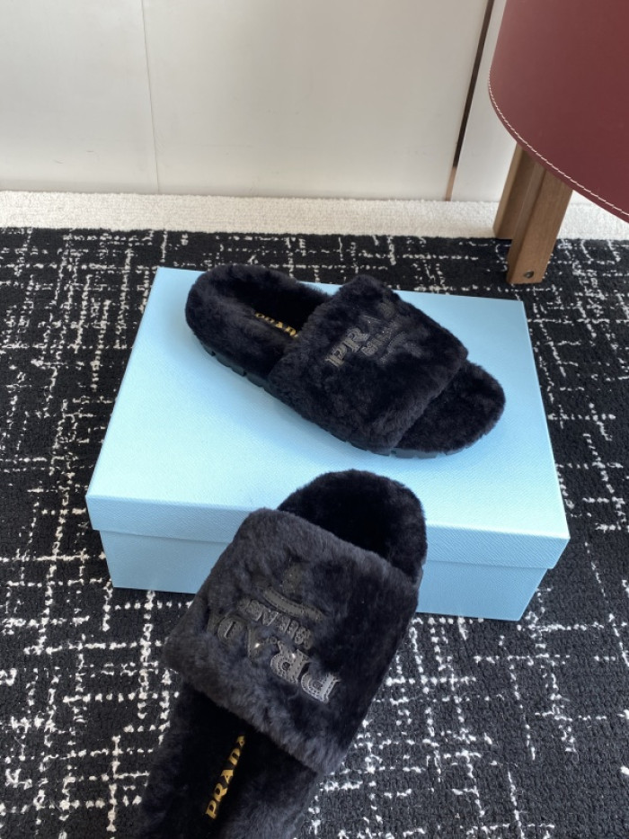 PRA*DA SLIPPERS