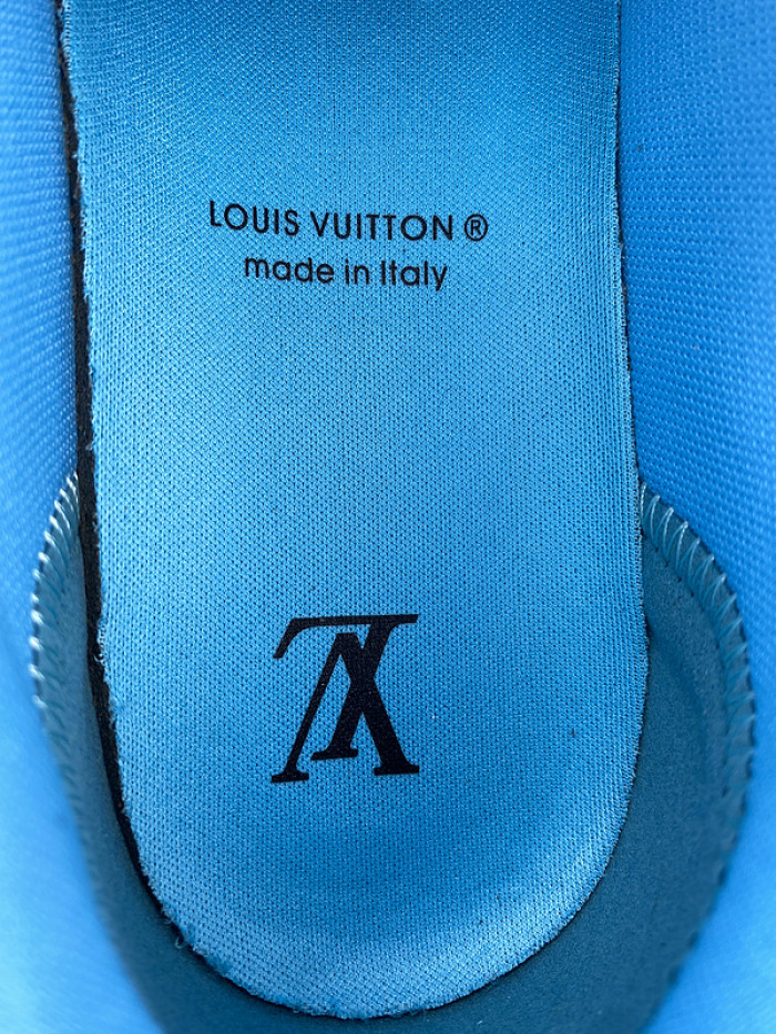 LV SNEAKER LOW  81704