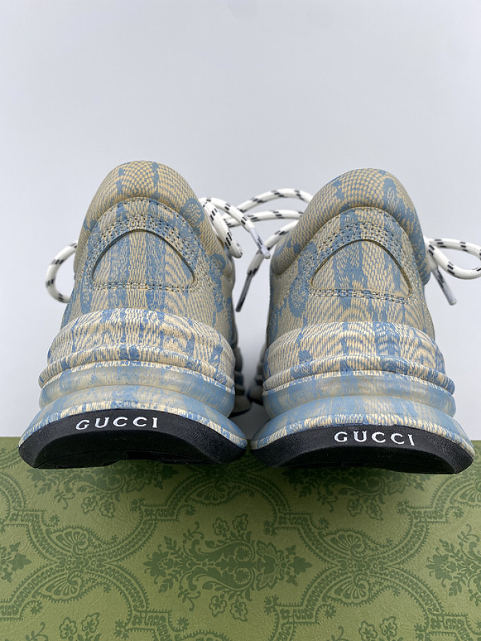 Gv*c sneaker