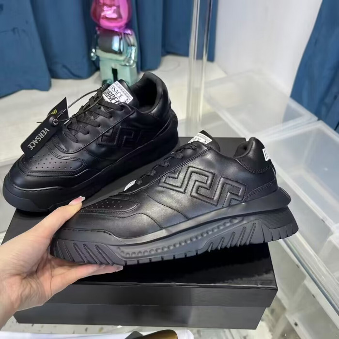 VERS SNEAKERS 23112901