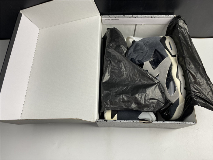 Air Jordan 6 WMNS “Tech Chrome