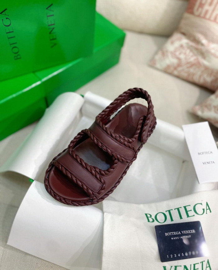 b0ttega Ven*ta slides