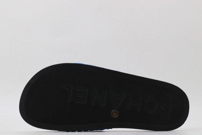 CH*NEL SLIPPERS