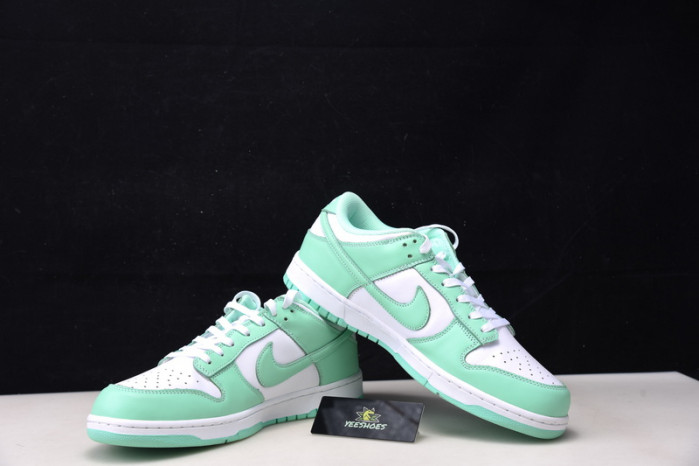 Nike Dunk Low Green Glow W DD 1503-105
