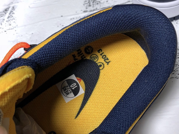 Nike Dunk Low OF Michigan CT0856-700